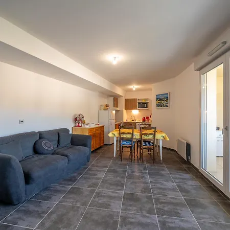 Apartment T2 Moderne Avec Balcon - Ideal Couples Et Familles - Fr-1-677-54 Le Lavandou